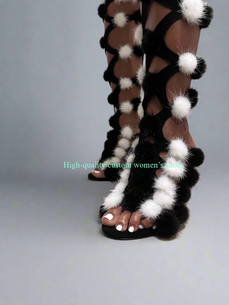 Pointed Toes White Pom-Pom Dec – Crossfit Outfit recenzja i cena
